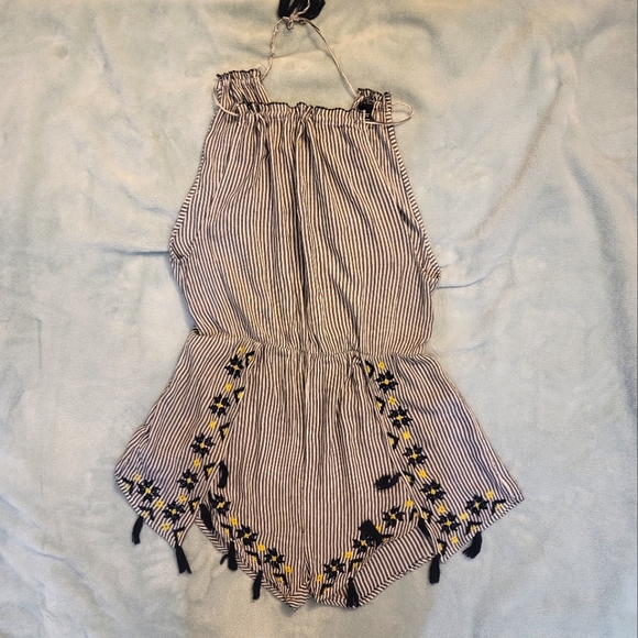 ✨️3 for $15✨️Topshop pinstripe floral embroidered romper - sz 4-6 - Picture 2 of 11